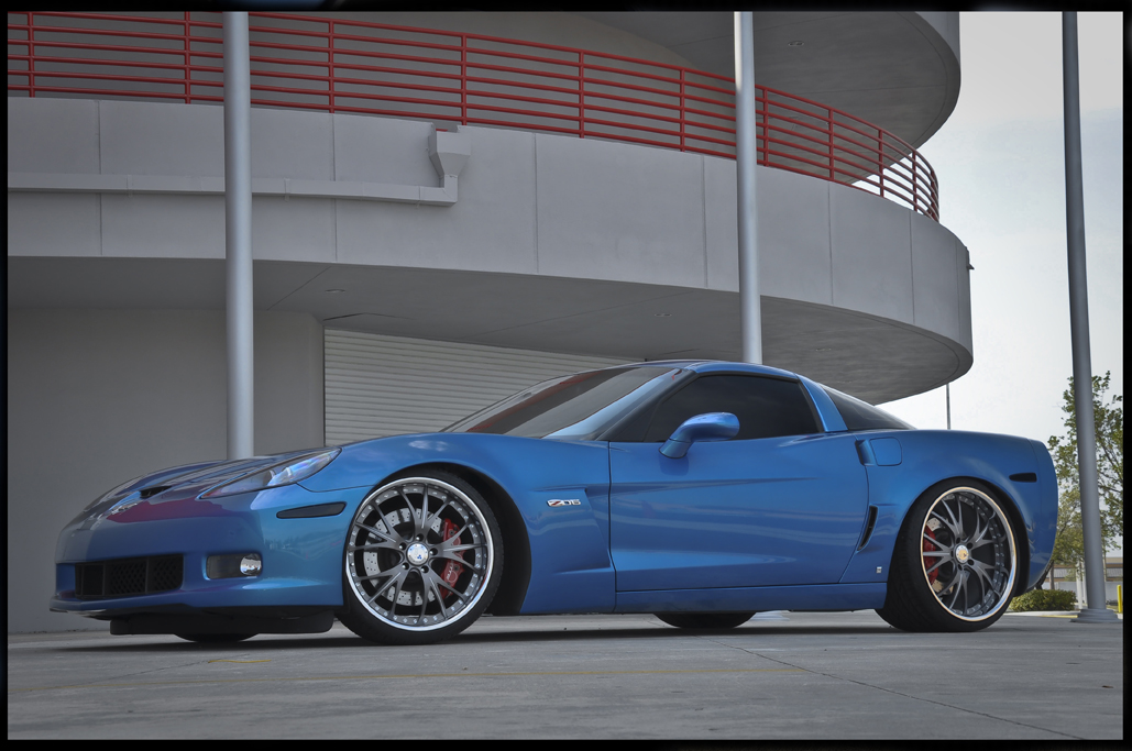 C6 Z06 on 20F and 21R Trident in Matte Anthracite (2)
